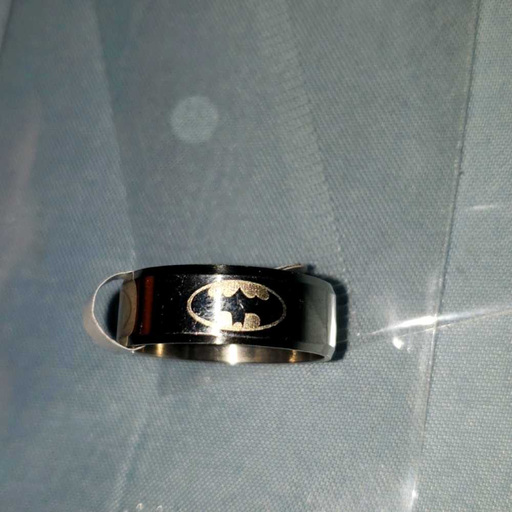 Size 8 Stainless Steel Batman sign Ring Unisex Style